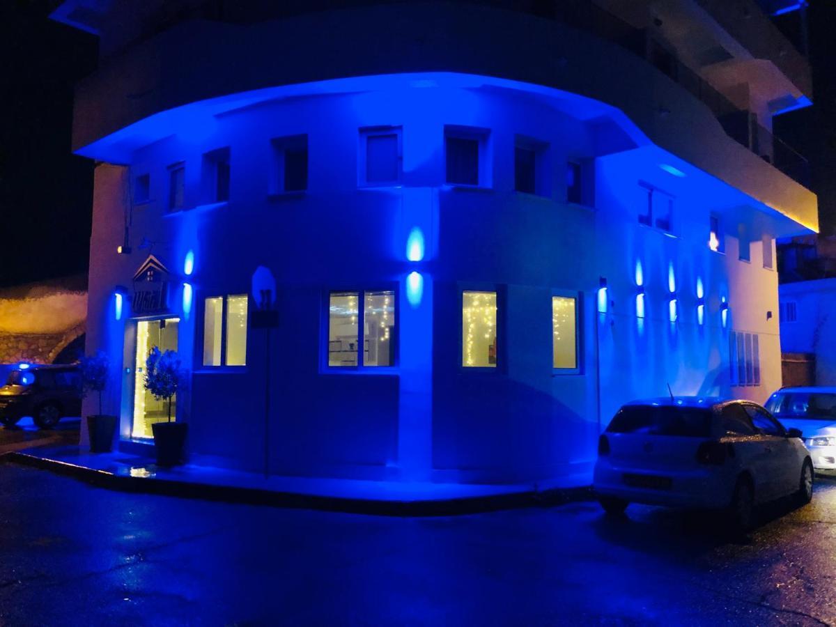 White 11 Aparthotel Larnaca Exterior photo